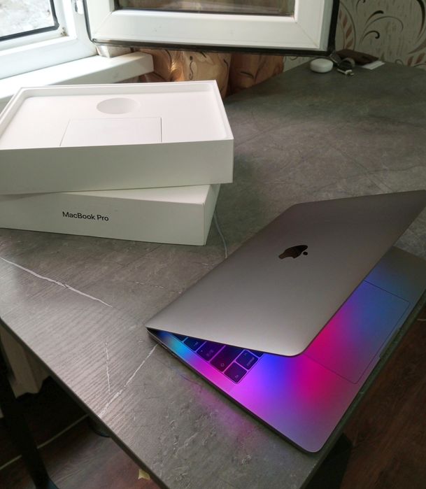 Pro Аpple MacBook PRO. Состояние отличное Mac.