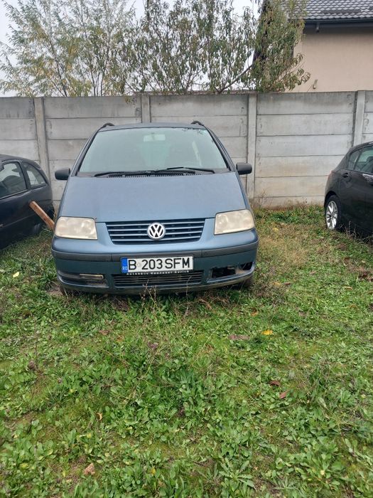 Volkswagen Sharan.