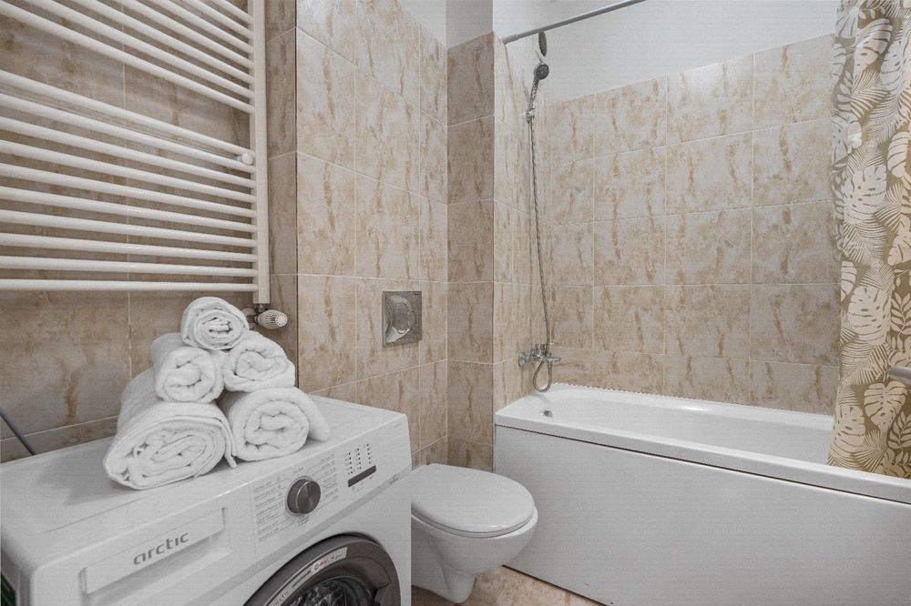 Cazare apartament Regim Hotelier / Terasa la et. 9 / 10 min de UNIRII