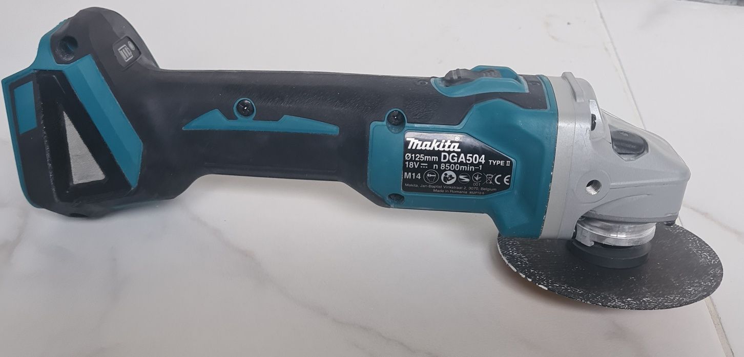 Акумулаторен ъглошлайф  Makita 18V