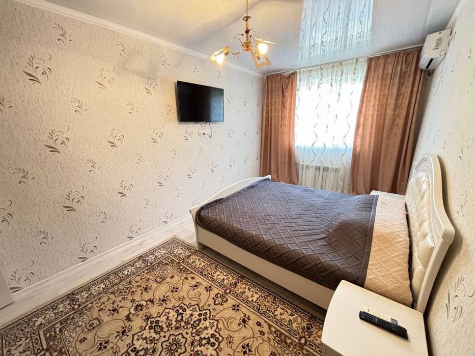 Сдаю посуточно 1-комнатную квартиру 19 мкр центр города