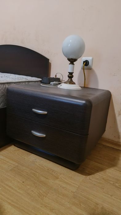 Нощно шафче с легла и ракла!