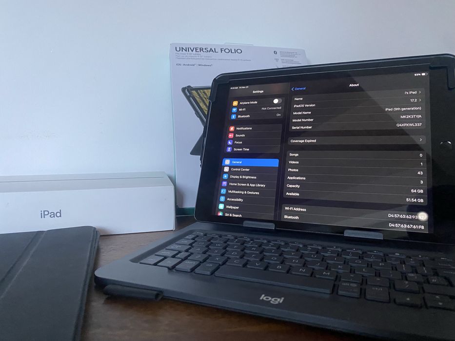 Ipad gen. 9, 64 GB + tastatura si husă