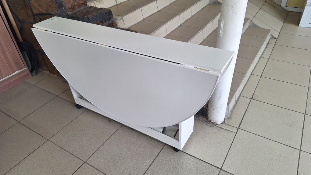 Столы 12 адамдық