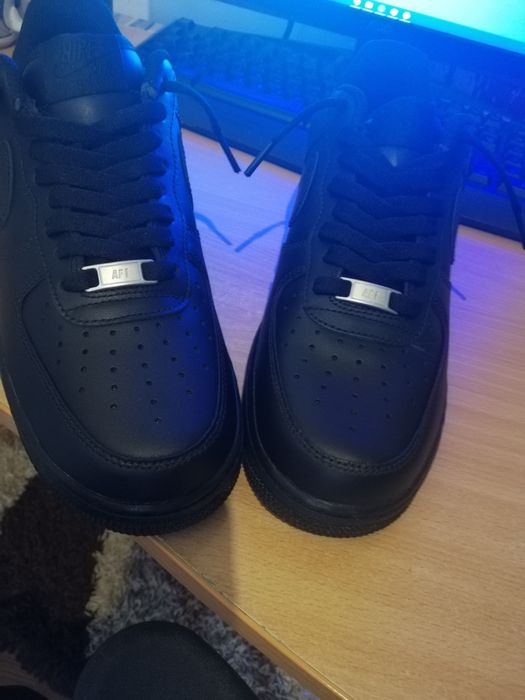 URGENT Nike Air force 1 low triple black