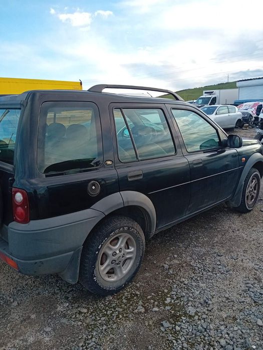 Land Rover 1.8 бензин 2000 година 120 к.с.