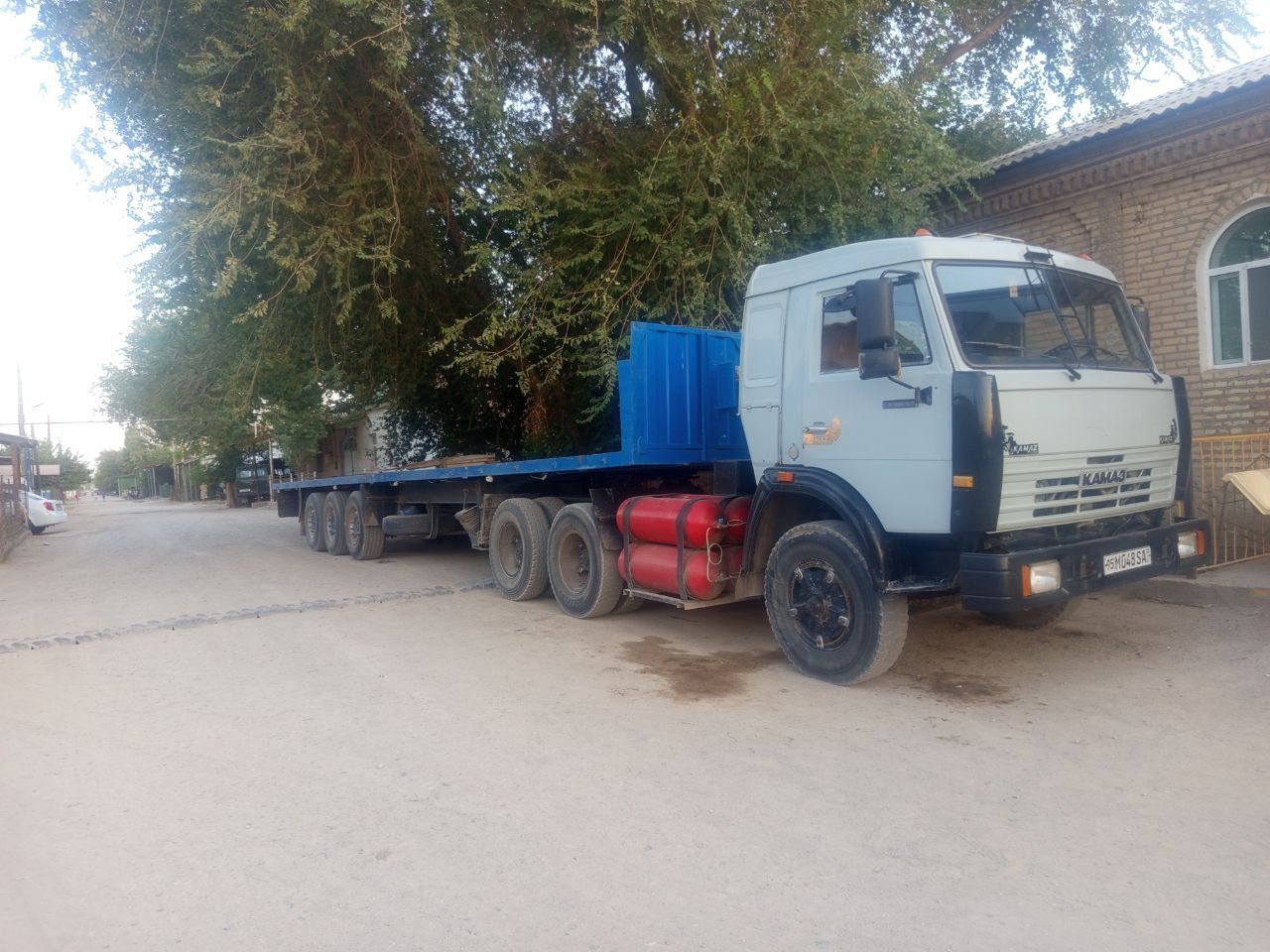 Kamaz shalanda satiladi