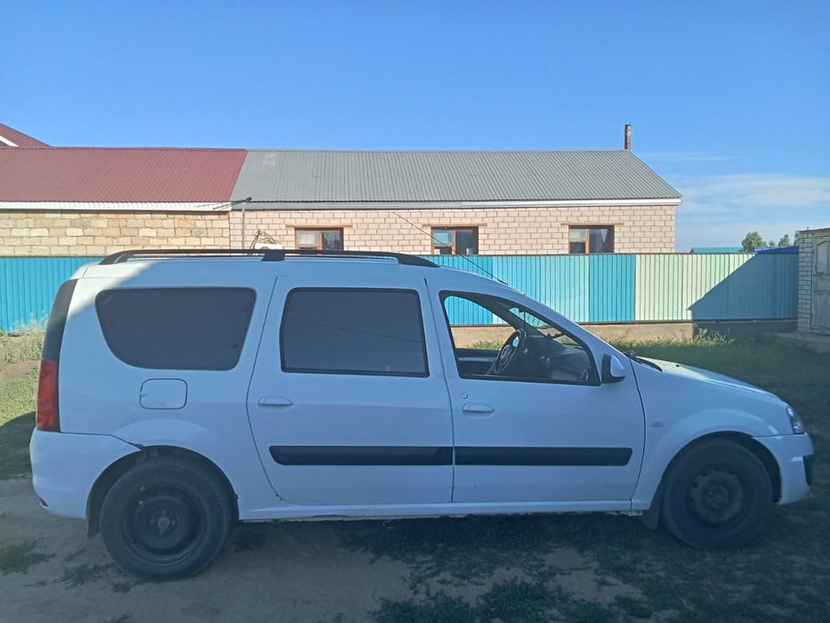 Лада ларгус 2014г продам срочно