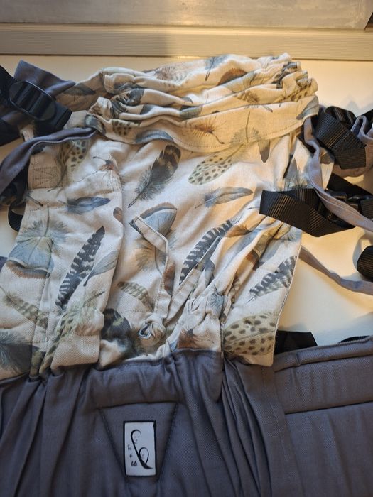 Bebe monitor si camera audio-video  si marsupiu  ergonomic.