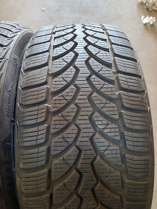 2 anvelope 225 50 R 17 Bridgestone iarna