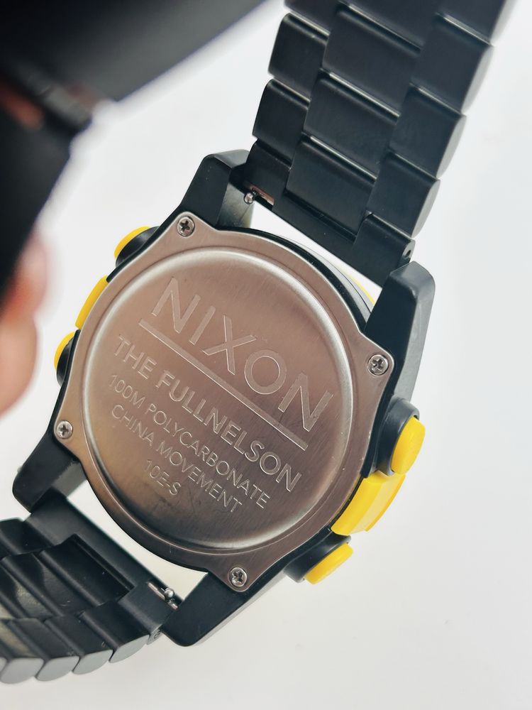 Nixon мъжки часовник