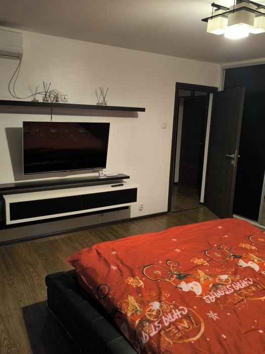 Inchiriez apartament o camera apx. 40 m