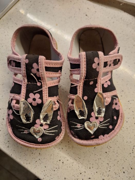 Детски пантофи "Barefoot" черно коте