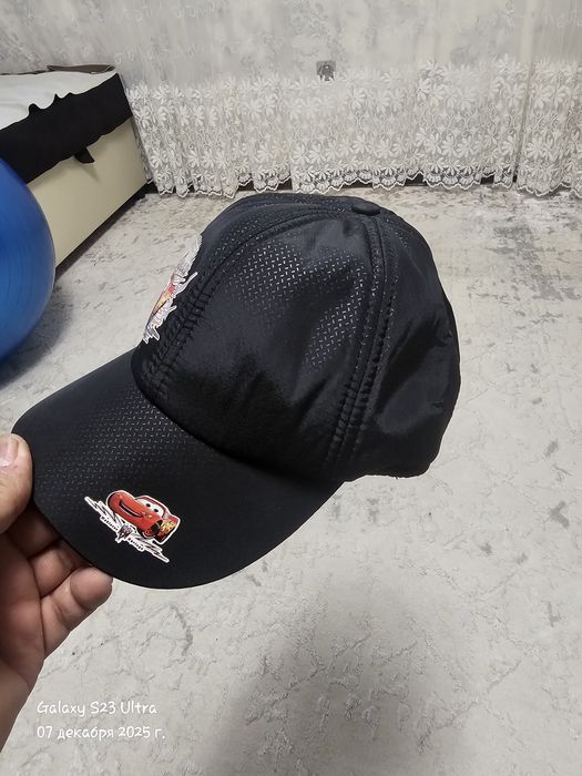 Пррдам детскую утепленную кепку