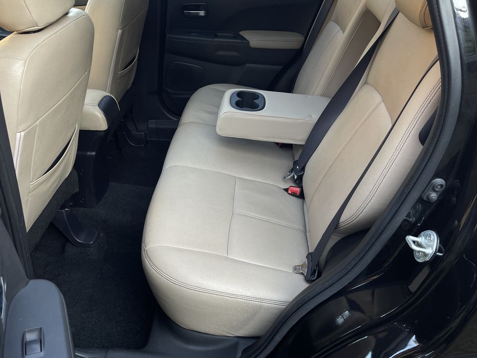 Mitsubishi ASX FaceLift•1.8D•4x4•DayLight LED•PieleBej•Navi•Panoramic