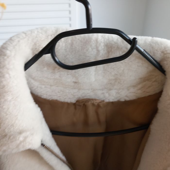 Haină blana miel Vesa Arad, Noua