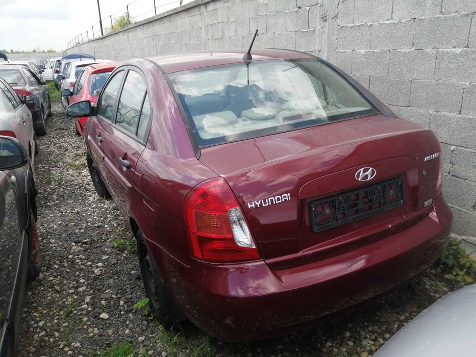 Usa , Portiera Hyundai Accent 3
