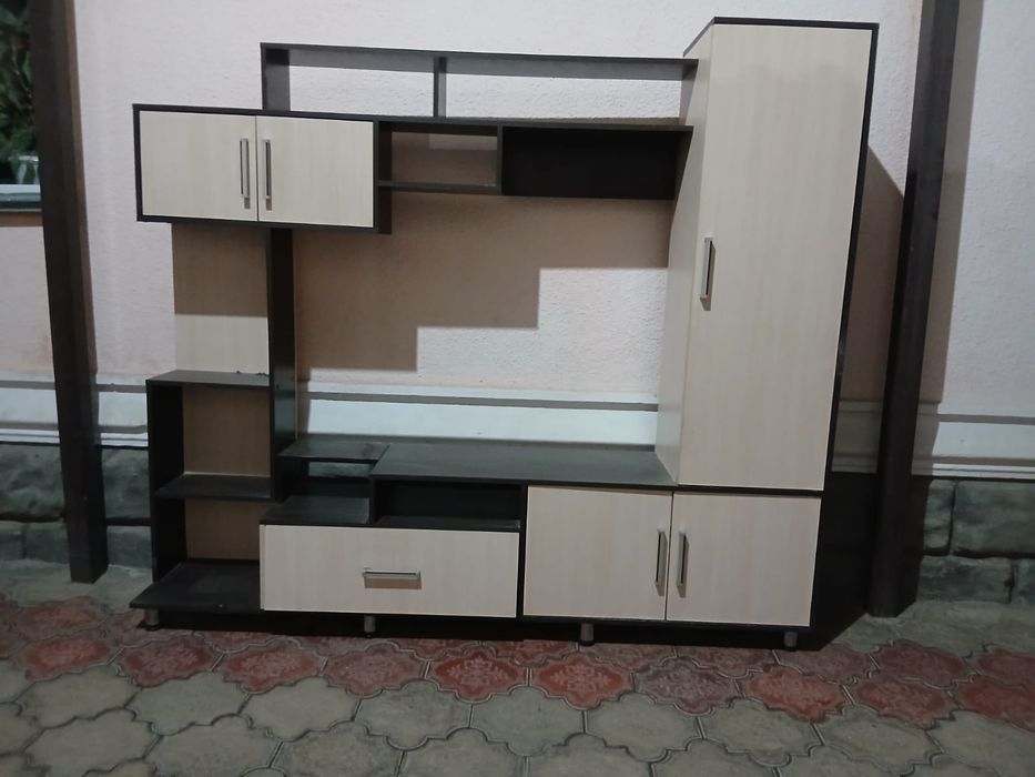 Продался мебель есть