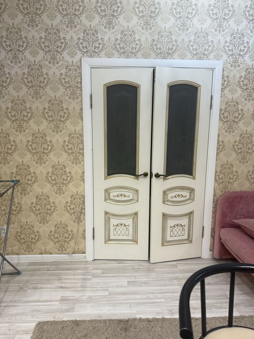 Продам двери БУ.
