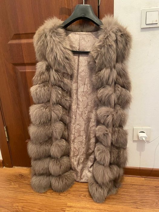 Шуба желетка женский