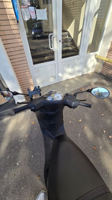 Scuter Piaggio ZIP 50