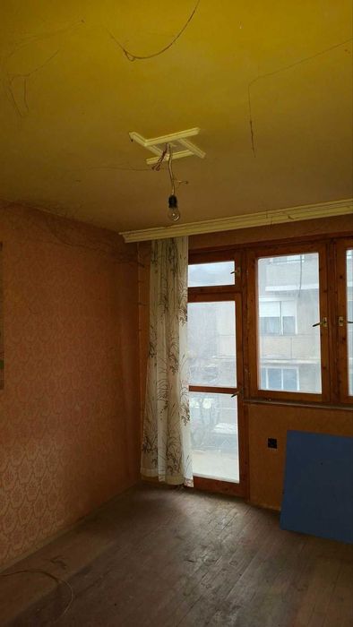 Продава се Къща в Перник, Нов Драгановец - 258 кв.м за 324 €/кв.м - Снимка #9