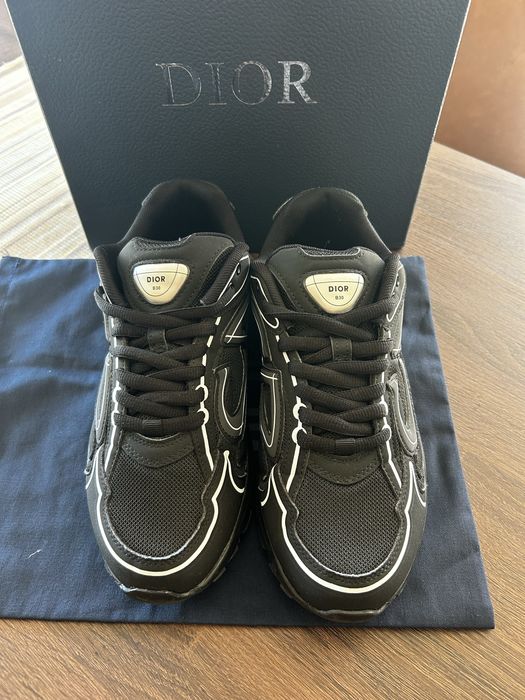 Dior b30 black.