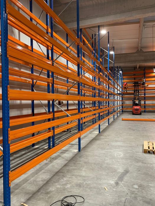 Rafturi metalice depozitare paleti