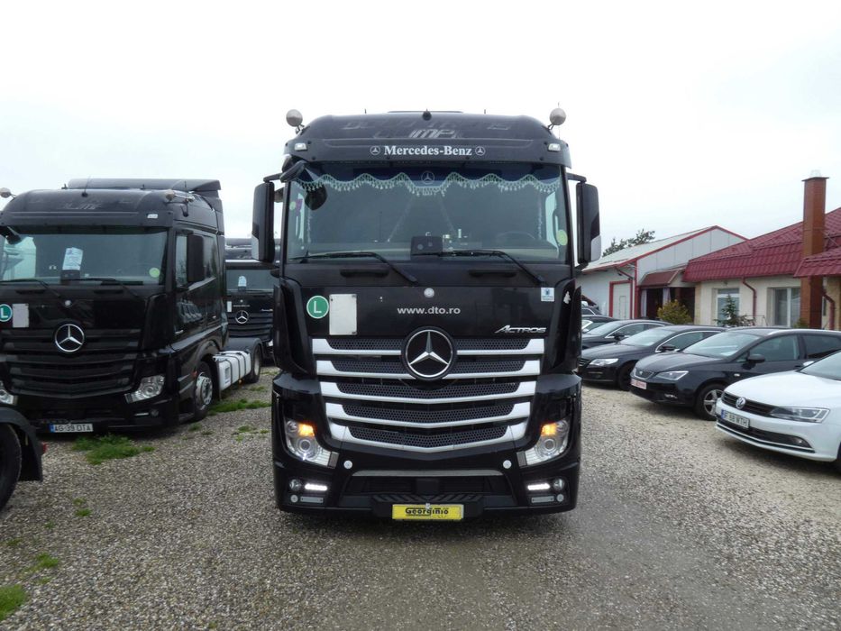 Mercedes Actros Mega / Stoc 2 unitati