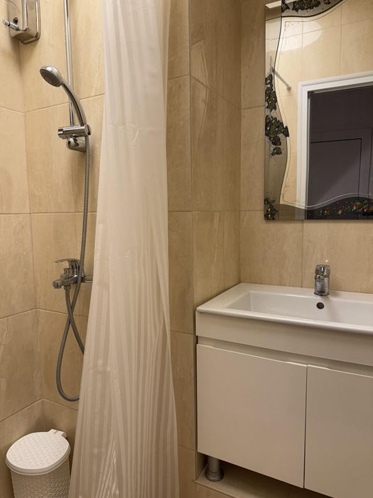 Дава се под наем Едностаен апартамент в Пловдив, Център - 40 кв.м за 900 € - Снимка #8