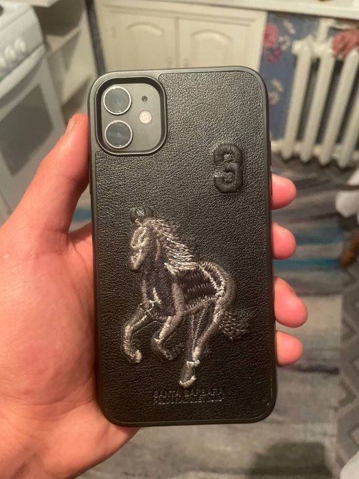 Обменяю IPHONE 11
