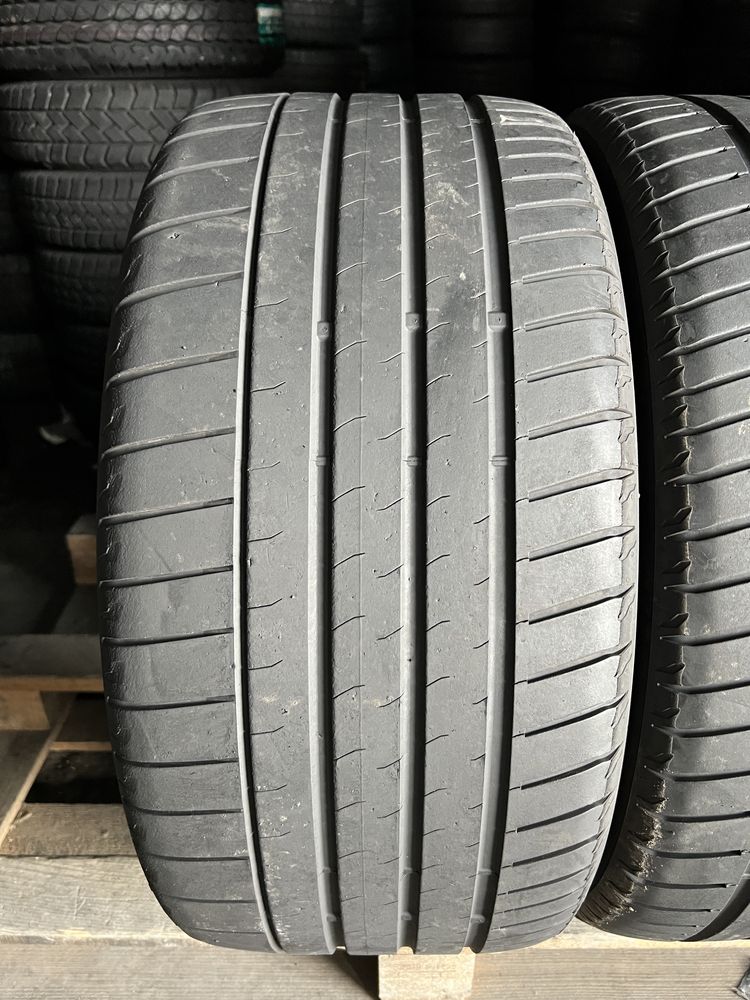 2 anvelope vara 295/35/21 , Bridgestone , DOT 2021 , 5.8 mm !