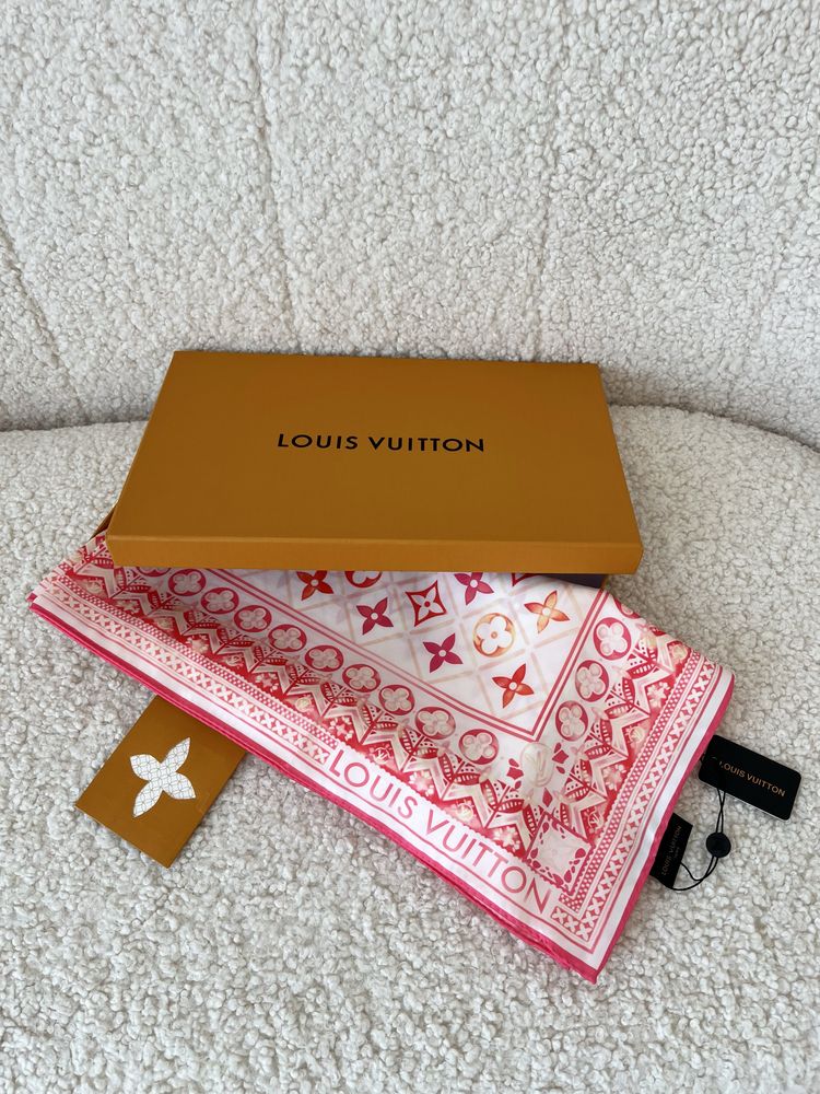 LV дамски шал New Season