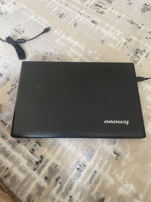 ноутбук Lenovo хорошом состояние