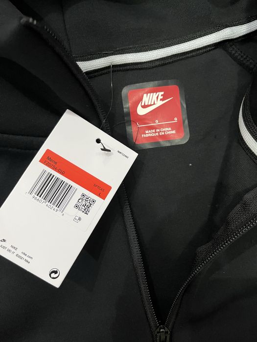 Nike tech fleece reflective M/L