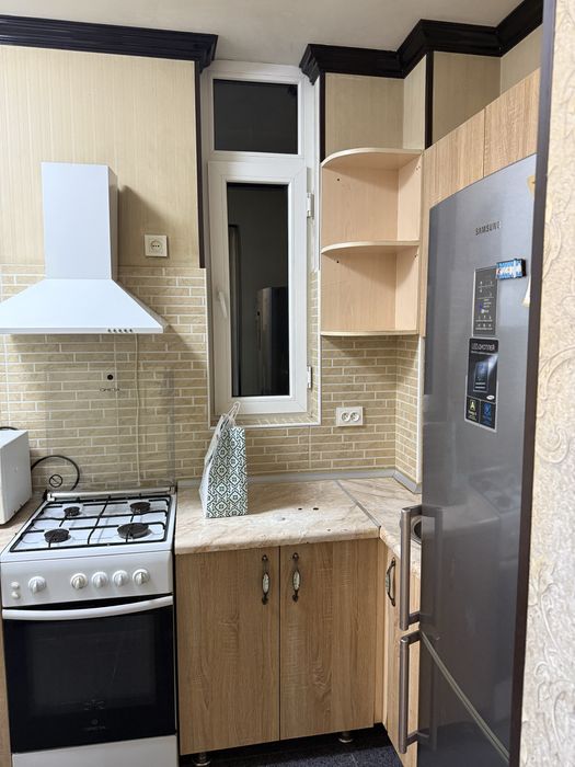 Ц13, Лабзак, 2-хона, 2-этаж, своя, ўзимизники, без маклер