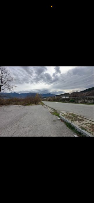 Продавам работещ РЕСТОРАНТ помещение ЗА ШОУРУМ АВТОКЪЩА