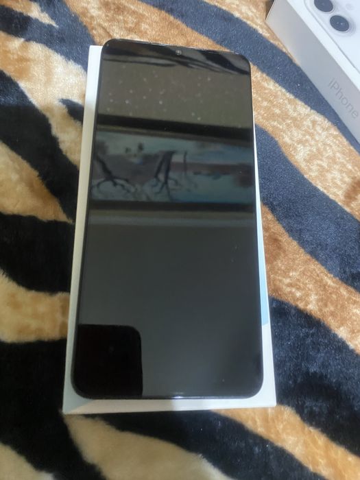 Honor x5c plus este nou