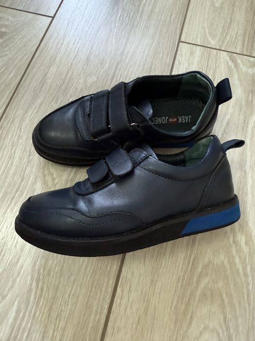 Туфли в спортивном стиле на мальчика