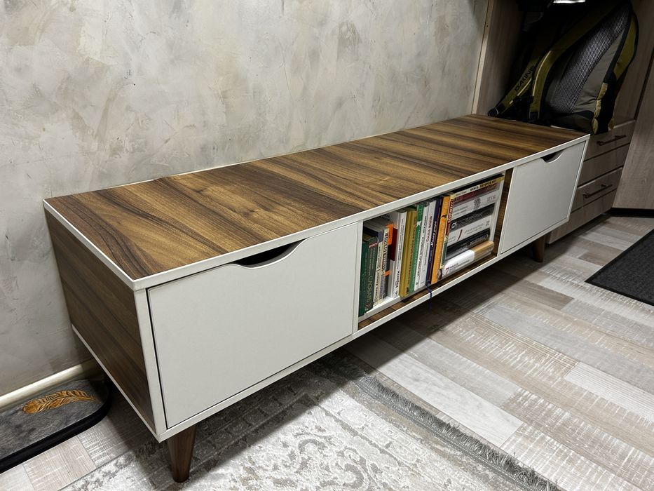Тумба под телевизор