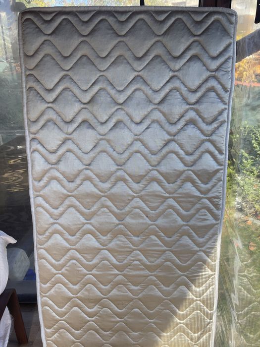 Матрак за единично легло