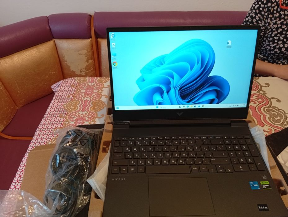 Ноутбук НР Victus