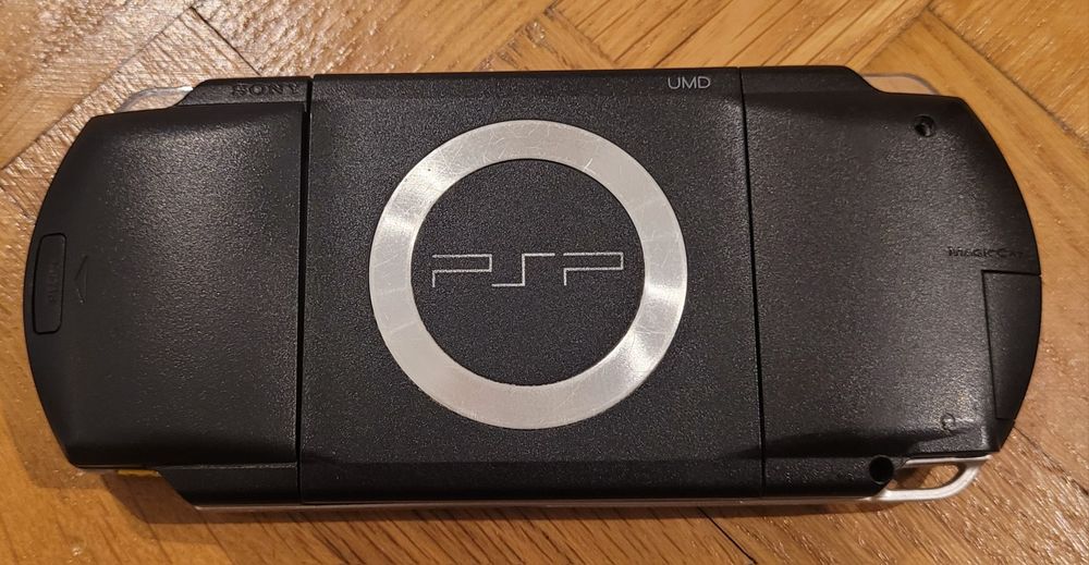 Consola PSP 1004 modata CFW