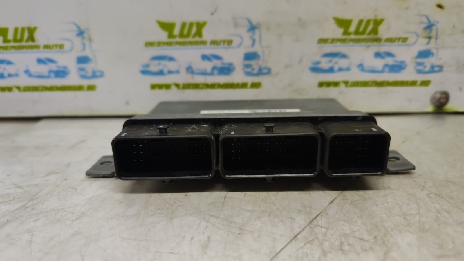 Calculator motor ecu 1.0 benzina h4d 237104638s 237104639s Dacia Loga