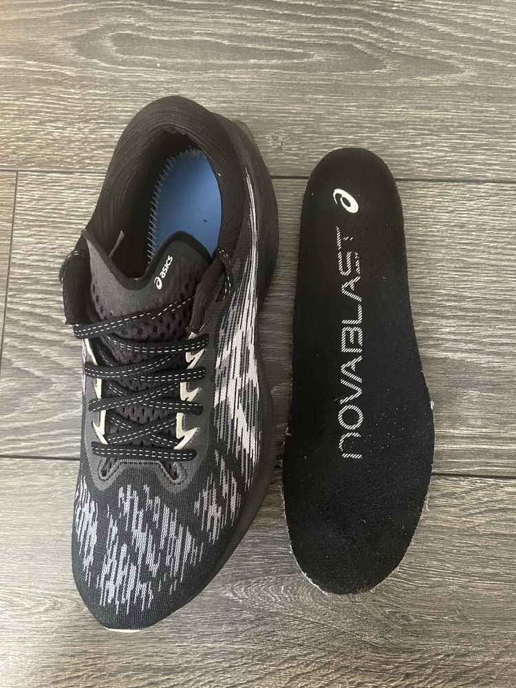 Маратонки за бягане Asics