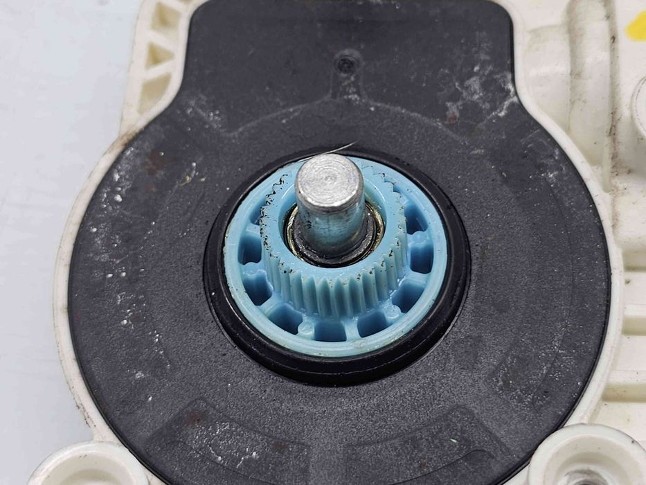 Motoras geam dreapta spate Bmw 5 Touring (F11) [Fabr 2011-2016] 727156