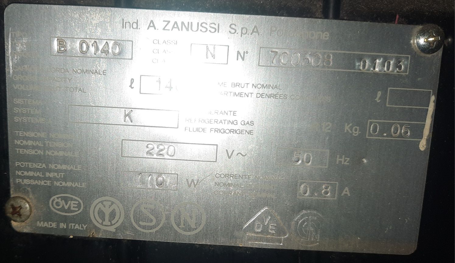 Работещ хладилник с вътрешна камера Зануси ZANUSSI export
