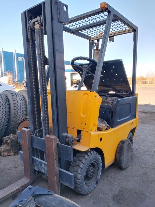 Продам Кару грузоподъёмность 1 т.