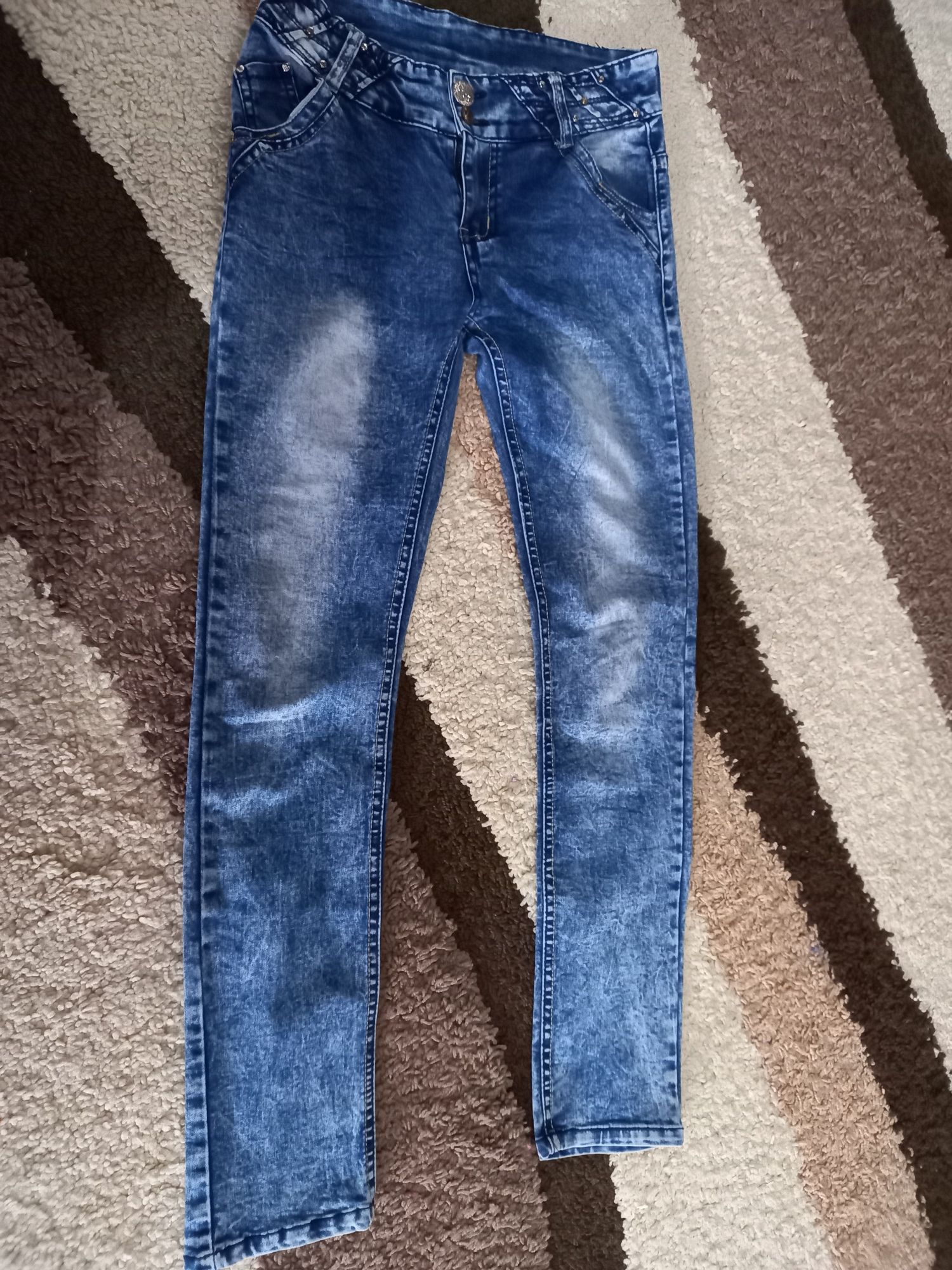 Jeans/Blugi adolescente