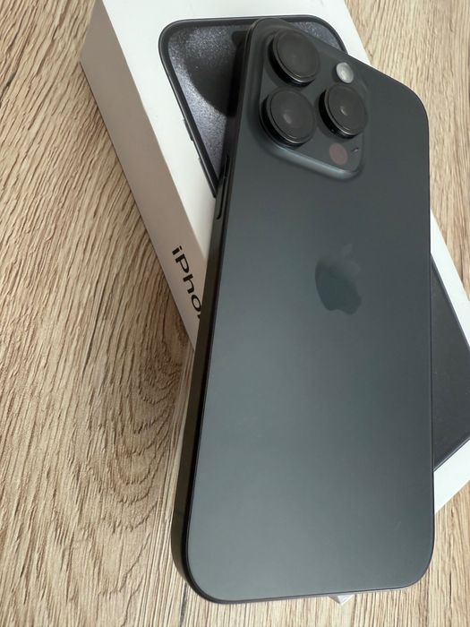 Iphone 15 pro 256 black КАТО НОВ 1г гаранция